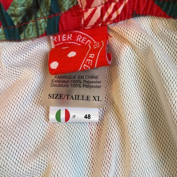 Red Carter swim trunks XL - Picture 4 of 4